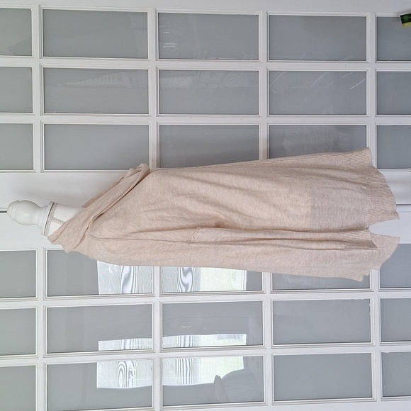 RD Style Cream Lightweight Cowl Neck Sweater Size - M - Picture 4 of 11